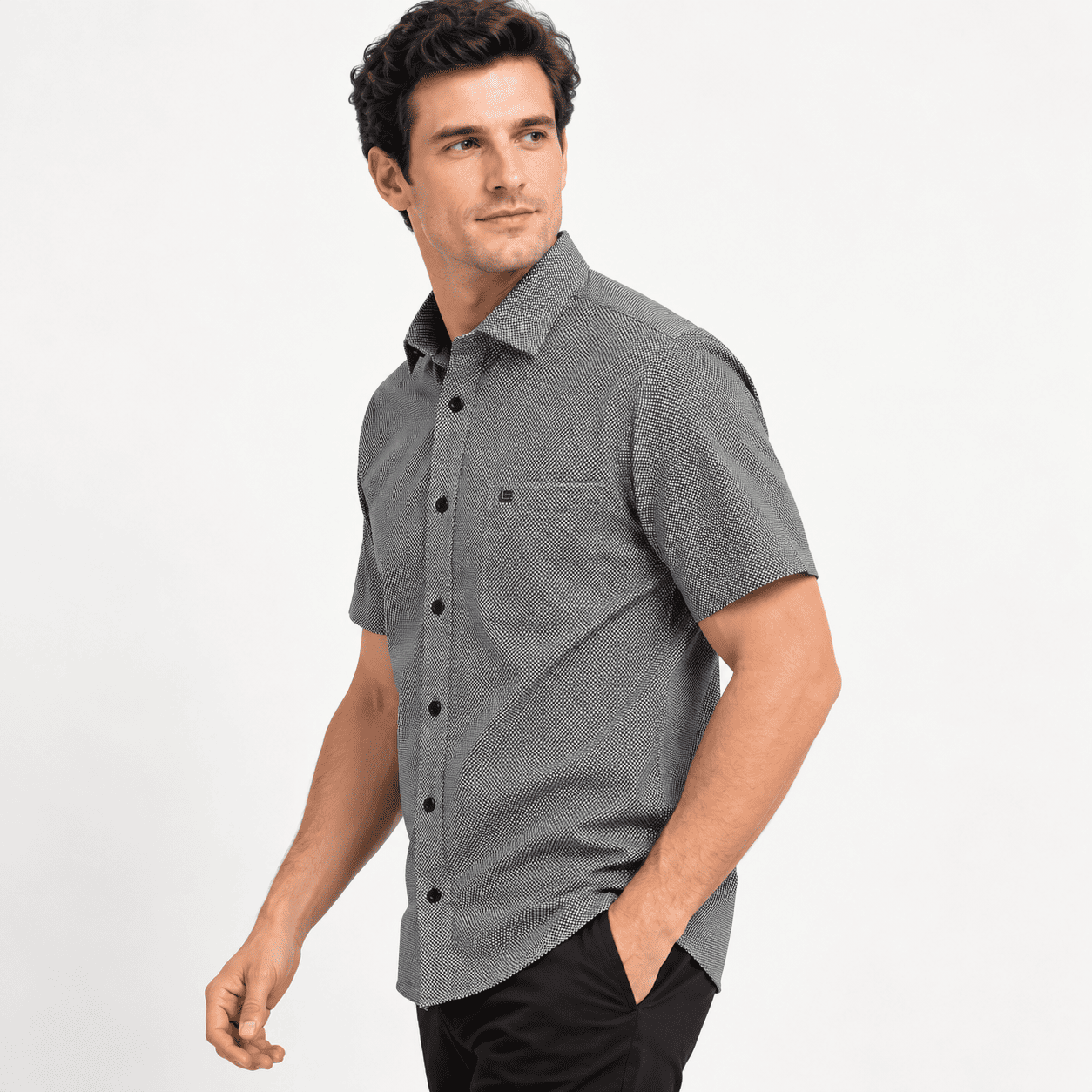 minimalist_geometric_shirt_catalog_portrait.png